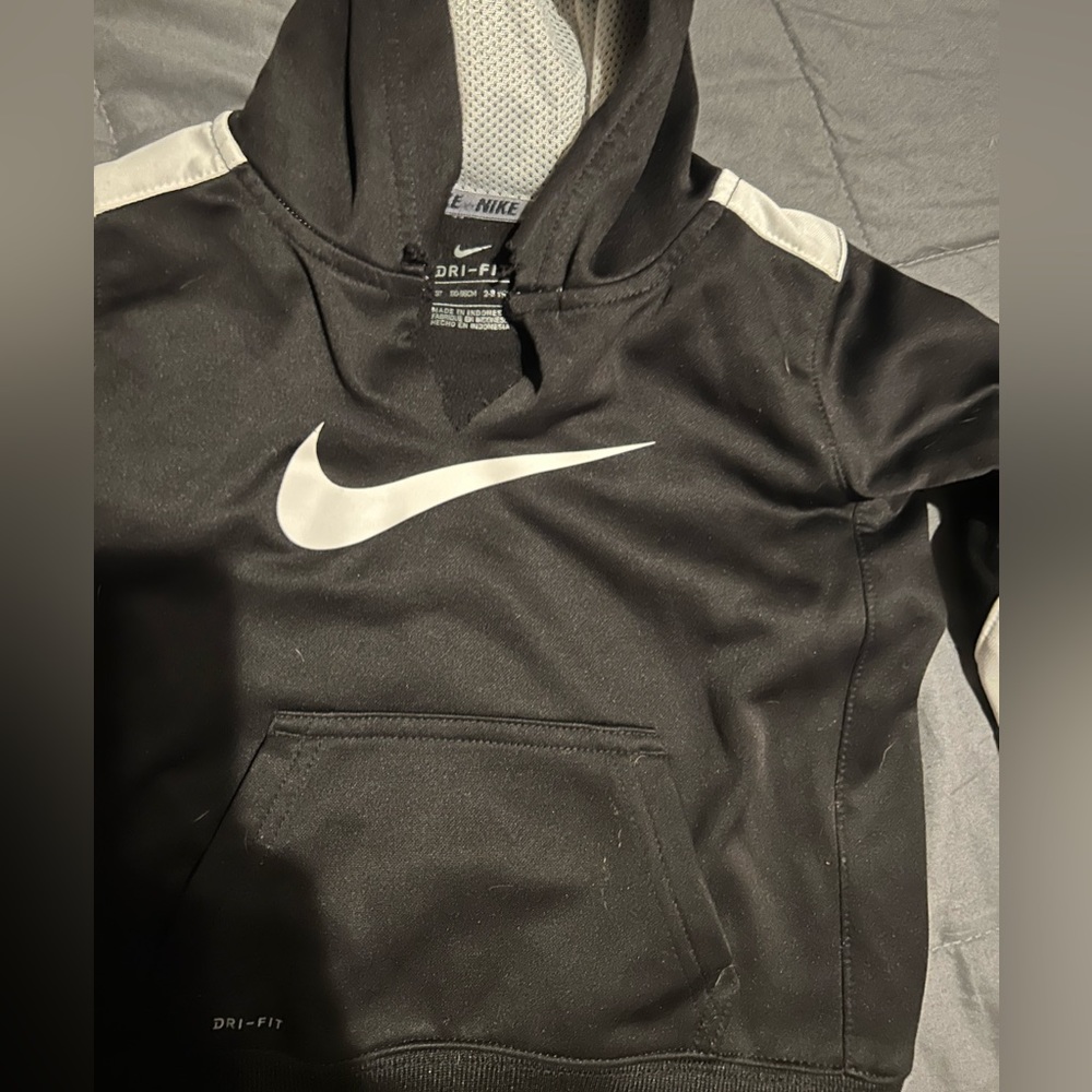 Nike pullover